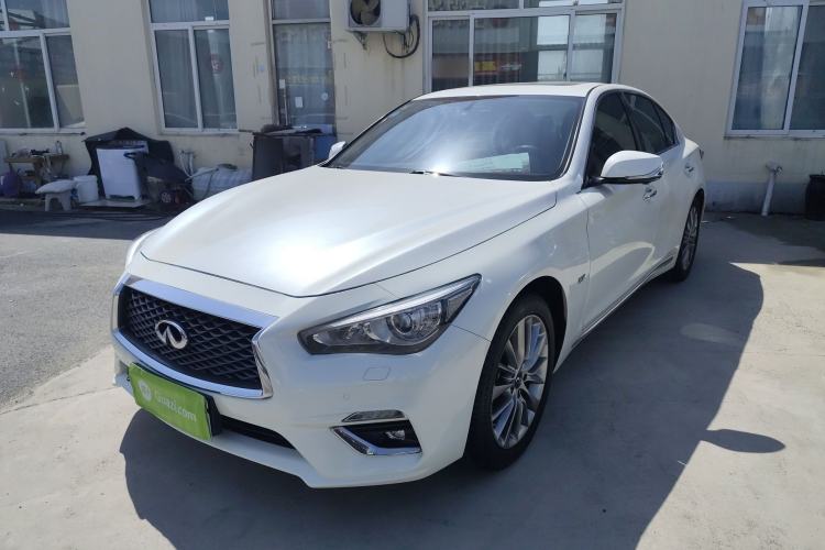 Used Infiniti Q50L 2018 2.0T Enjoyment Version China VI Standard