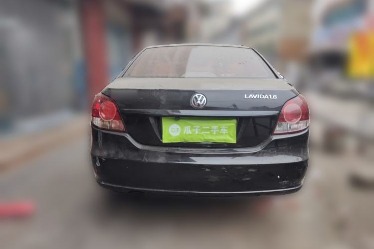 Used Volkswagen Lavida 2013 Classic 1.6L Manual Fashion Edition