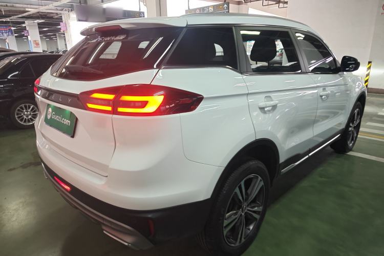 Used Geely Auto Emgrand X7 Sport 2022 1.8TD DCT Zhiya Trim