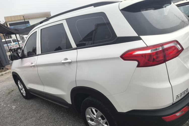 Used Wuling Hongguang S3 2019 1.5L Manual Standard Version China VI Standard