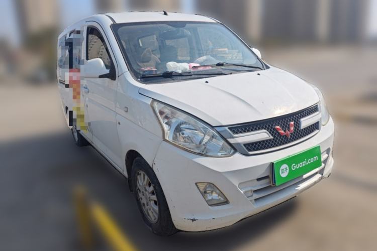 Used Wuling Rongguang V 2016 1.5L Standard Version Front Right 45 Deg