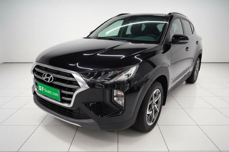 Used Hyundai Tucson 2019 280TGDi Dual-Clutch Two-Wheel Drive Fashion Edition China VI Standard