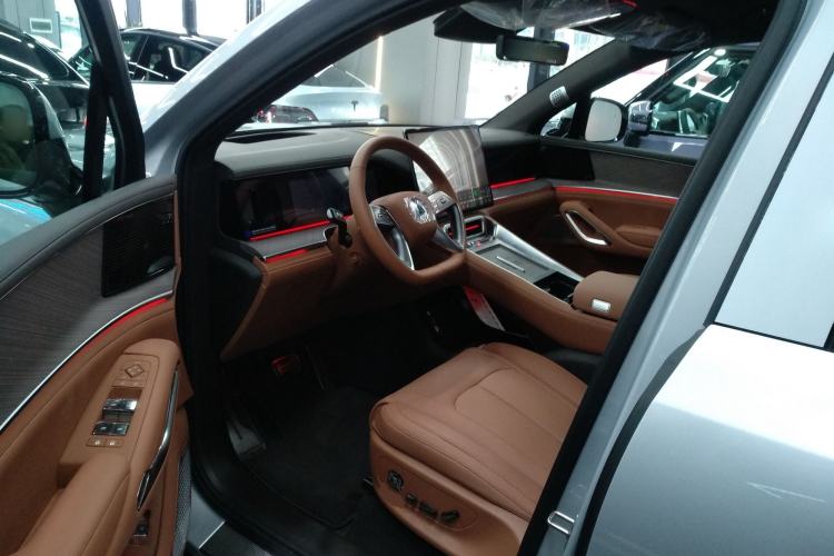 Used Denza N9 2026 Model Zunyue Model