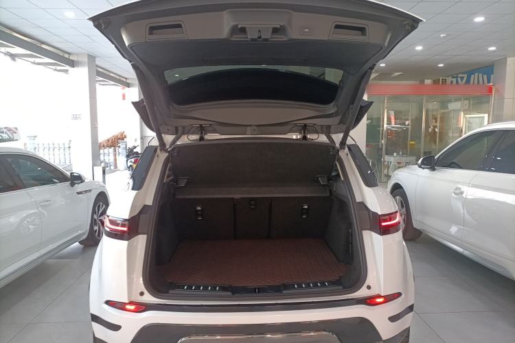 Used Land Rover Range Rover Evoque 2024 Aurora L 249 PS Prestige Light-Chasing Edition