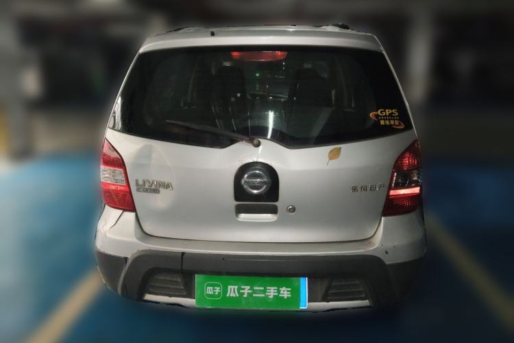 Used Nissan Livina 2010 Jingrui Edition 1.6L Manual Standard Model Rear