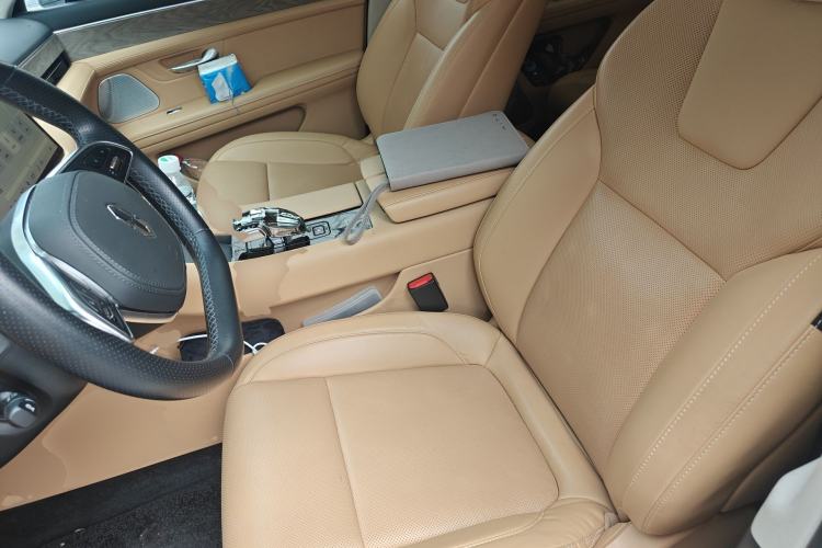 Used Hima AITO M5 2022 Extended-Range Four-Wheel Drive Ultimate Edition Left Front Seat