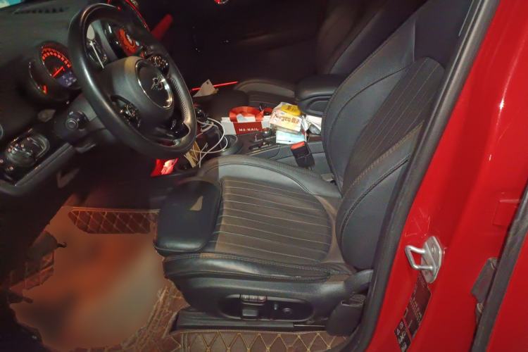 Used MINI Countryman 2018 2.0T COOPER S ALL4 Artist Left Front Seat