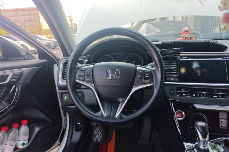 Used Honda Spirior 2015 2.4L Prestige Edition
