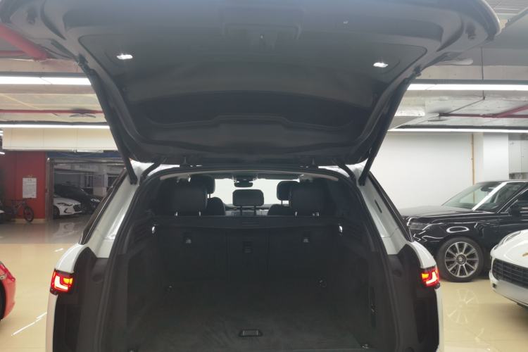 Used Land Rover Range Sport 2024 360 PS S Trunk