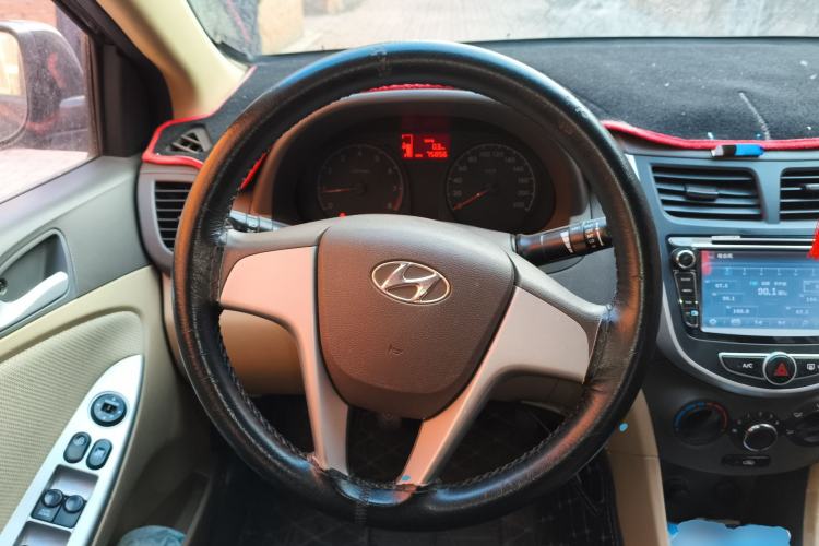 Used Hyundai Verna (older generation) 2010 Sedan 1.4L Manual Standard GL Model