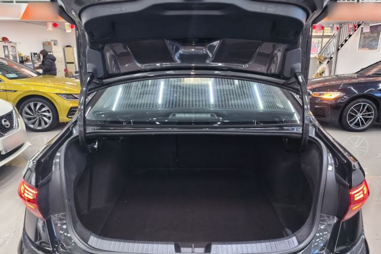 Used Volkswagen Sagitar 2021 280TSI DSG Comfort Connect Edition Trunk