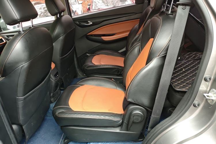 Used Wuling Hongguang S3 2018 1.5T Manual Luxury Model China V Standard
