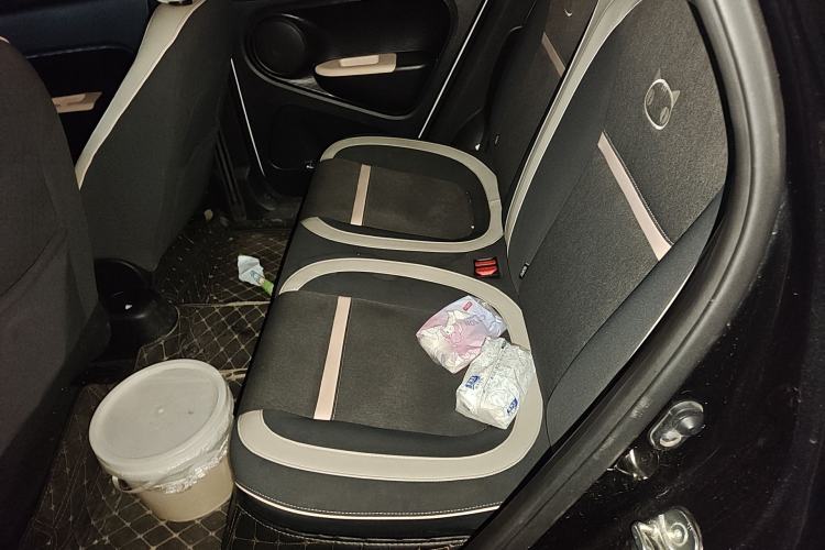 Used ORA Black Cat 2022 405 km Long-Range Version Ternary Lithium Left Rear Seat