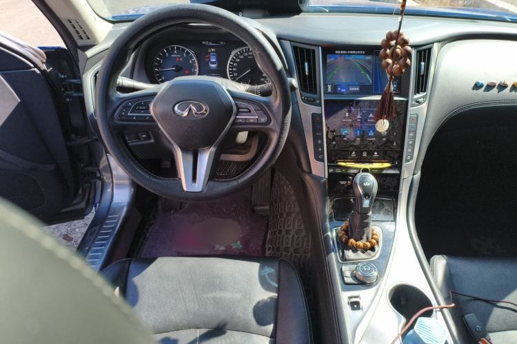 Used Infiniti Q50L 2018 2.0T Enjoyment Edition China V standard Steering Wheel