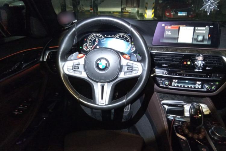 Used BMW 5 Series 2018 540i M Sport Package Steering Wheel