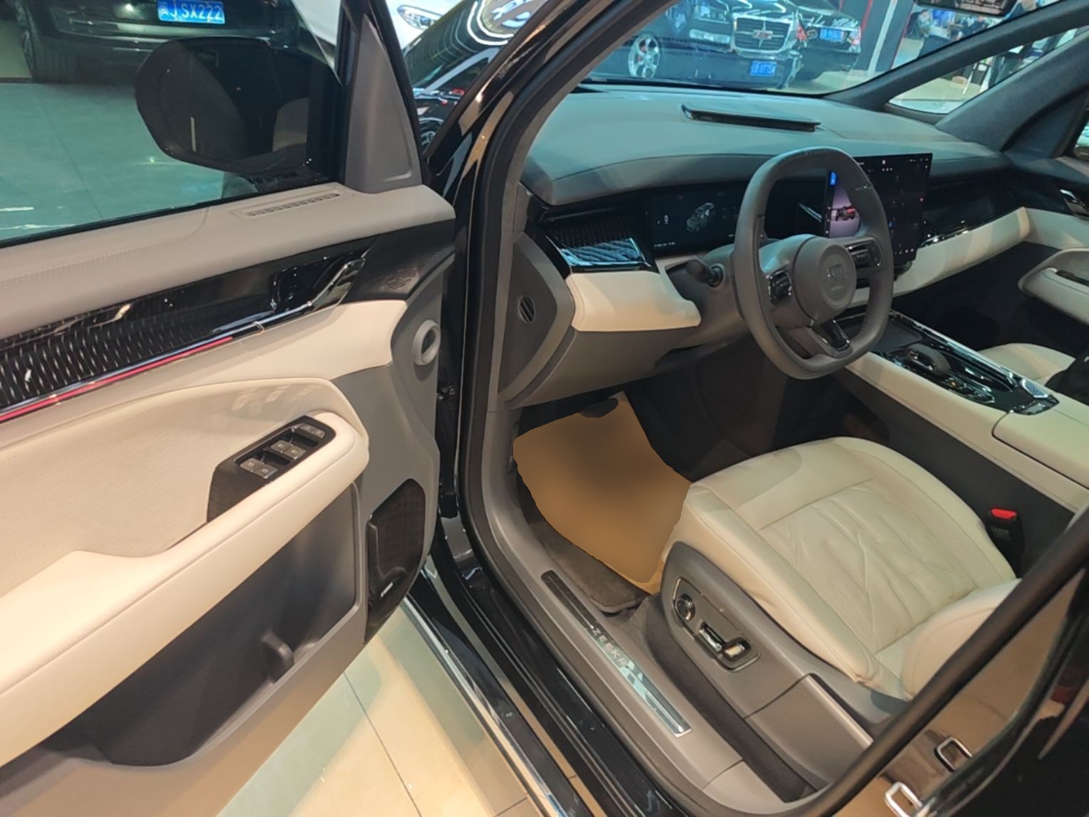 Zeekr 009 2024 Six-Seat Executive Version 4WD 108 kWh — снимка 18