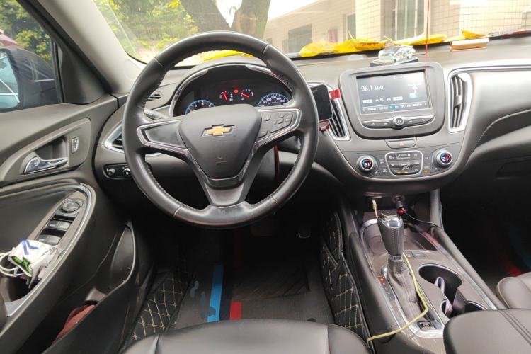 Used Chevrolet Malibu XL 2017 1.5T Automatic Ruichi Edition Steering Wheel