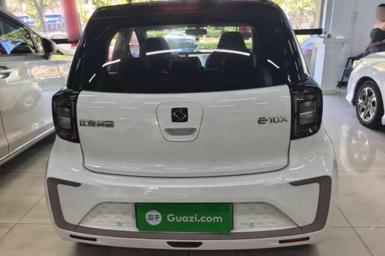 Used SOL E10X 2023 Anniversary Edition 301km Sunflower 36kW