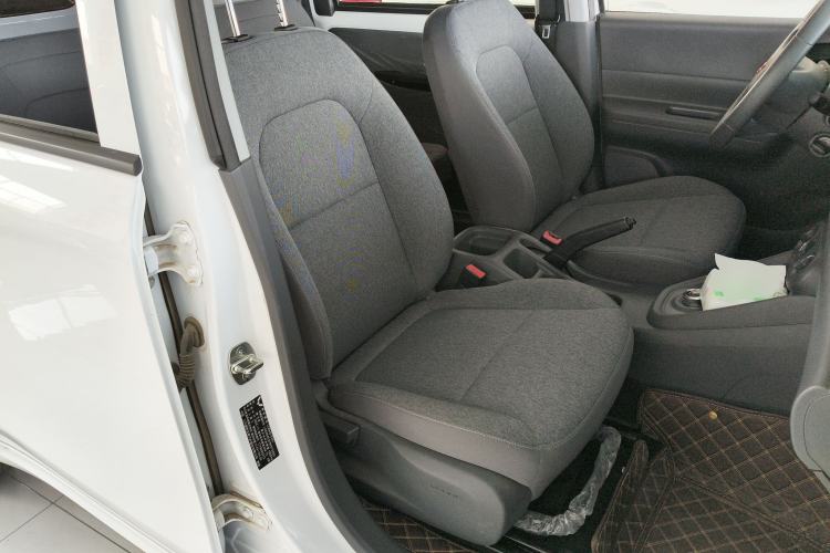 Used Wuling Hongguang New Energy 2024 All-Electric Model 300KM Standard Version
