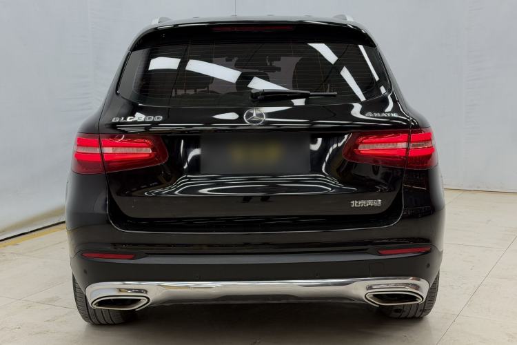 Used Mercedes-Benz GLC 2016 GLC 300 4MATIC Dynamic Model Exterior 5