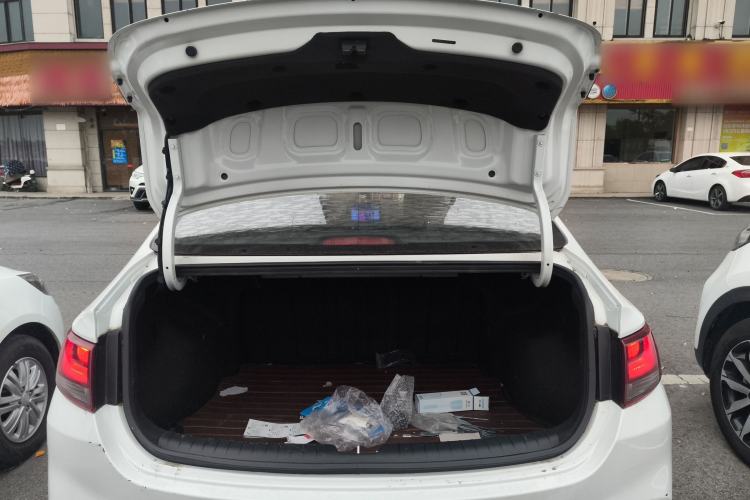 Used Hyundai Celesta 2020 1.6L Automatic GL Enjoyable Edition