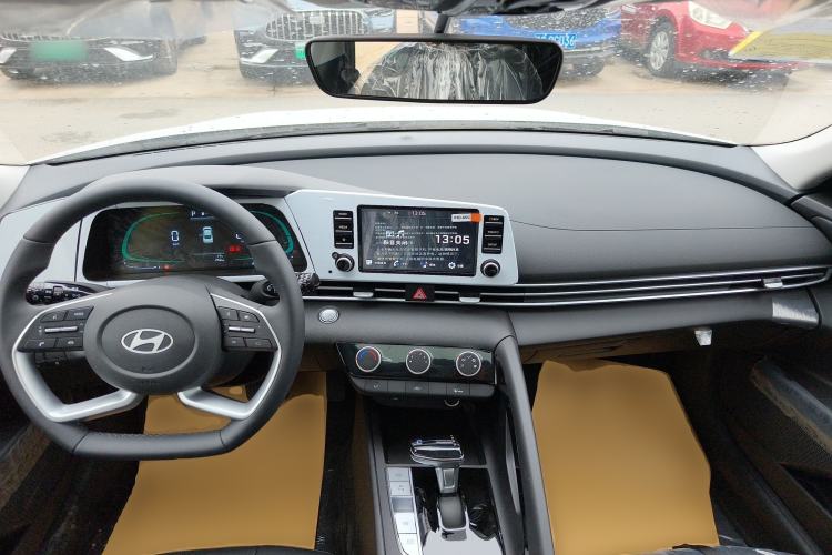 Used Hyundai Elantra 2023 1.5L CVT GLX Elite Edition