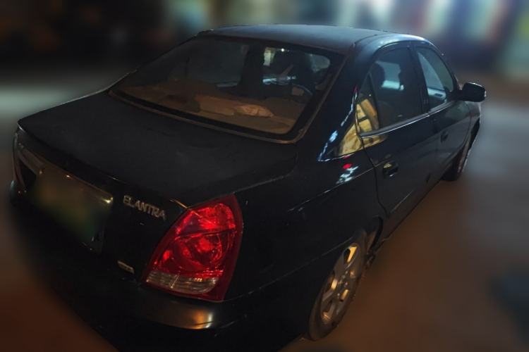 Used Hyundai Elantra 2011 1.6L Manual Comfort Version
