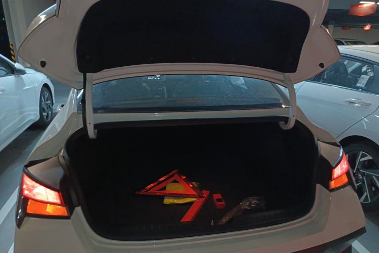 Used Hyundai Elantra 2023 1.5L CVT GLX Elite Edition
