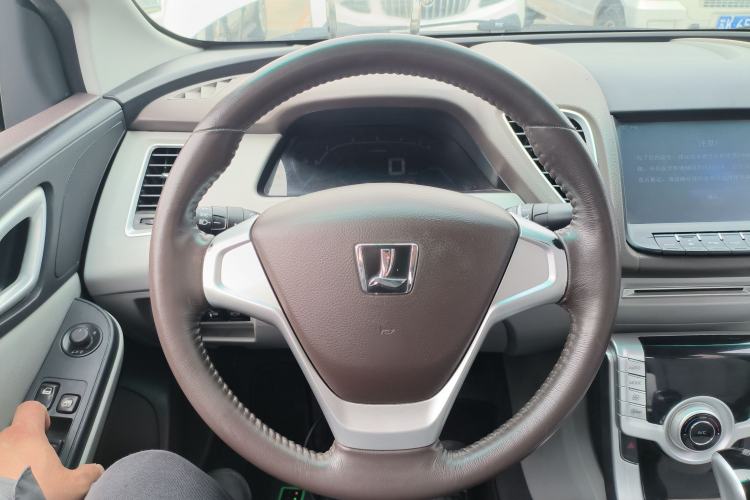 Used Luxgen 5 2013 1.8T Automatic Luxury Model
