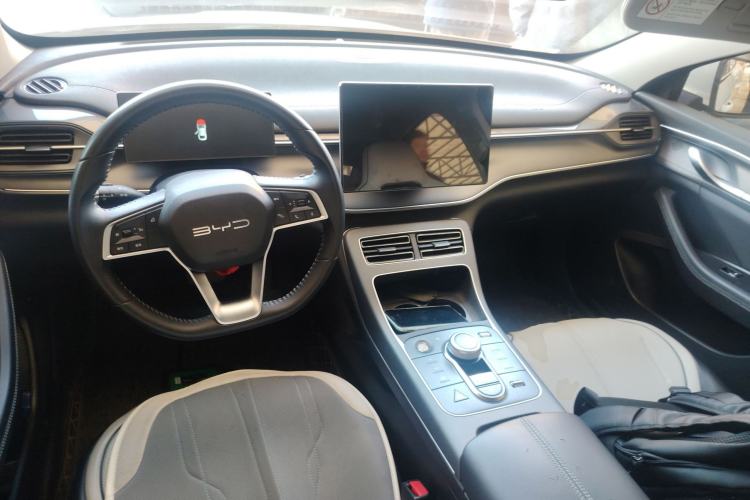 Used BYD Destroyer 05 2024 HONOR Edition DM-i 55KM Luxury Model
