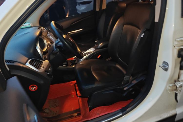 Used Fiat Freemont 2012 2.4L Comfort Edition Left Front Seat