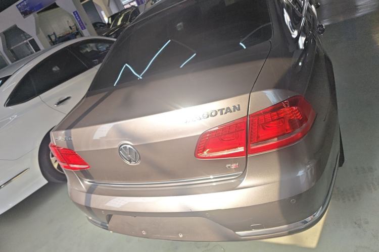 Used Volkswagen Magotan 2016 1.8TSI Smart Comfort Model
