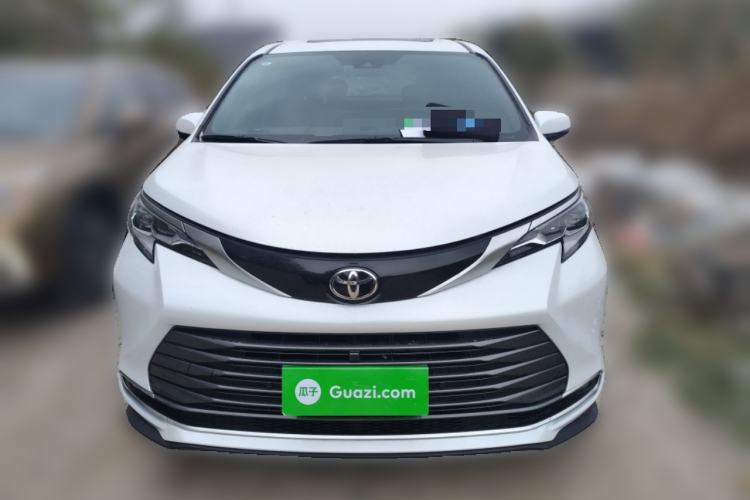 Used Toyota Sienna 2024 2.5L Hybrid Four-Wheel Drive Prestige Edition
