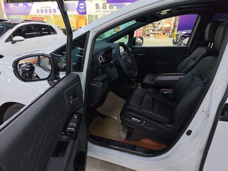 Used Honda Elysion 2024 2.0L eHEV Ultimate Edition — 16