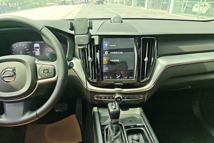 Used Volvo XC60 2019 T5 4x4 Smart Edition China V Standard Audio And AC Panel