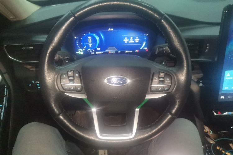 Used Ford Explorer 2020 EcoBoost 285 4x4 Titanium Edition 7-Seater
