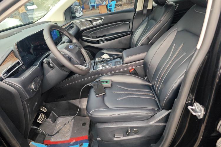 Used Ford Edge 2021 PLUS EcoBoost 245 Two-Wheel-Drive Titanium 7-Seater
