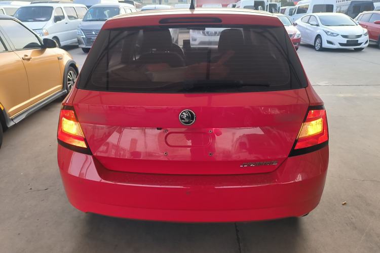 Used Skoda Fabia 2017 1.4L Manual Enjoy Edition
