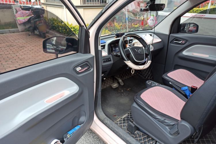 Used Wuling Hongguang MINIEV 2022 Macaron Premium Model – Lithium Iron Phosphate