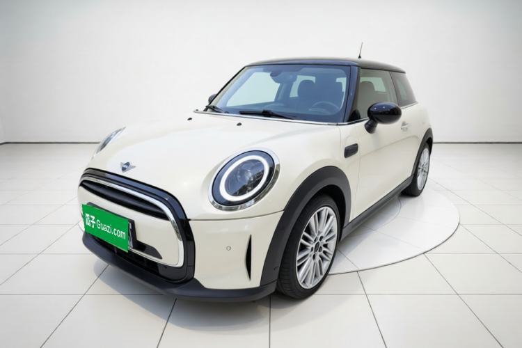 Used MINI 2022 1.5T COOPER Classic Edition