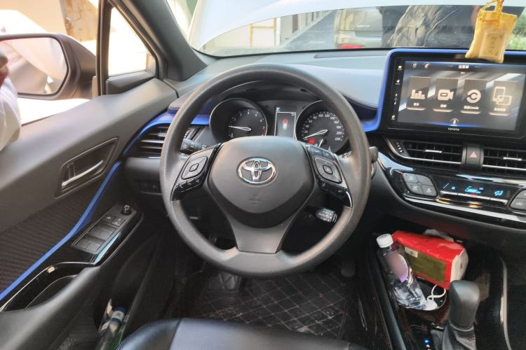 Used Toyota IZOA 2020 2.0L Enjoy Edition
