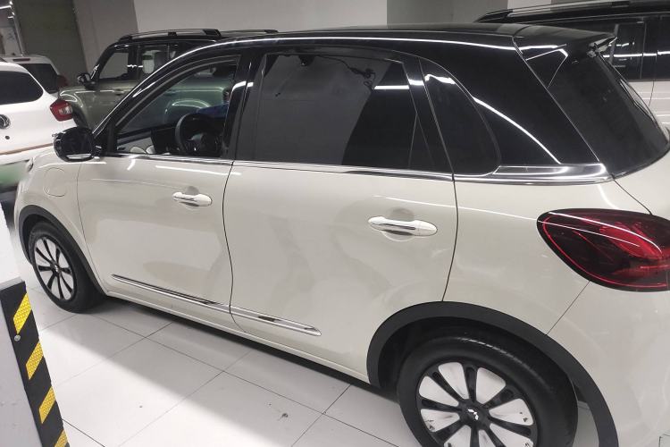Used Wuling Bingo 2023 410 km Lingxi Deluxe Edition