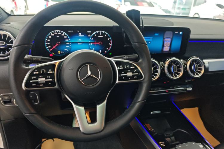 Used Mercedes-Benz GLB 2021 GLB 200 Dynamic Edition