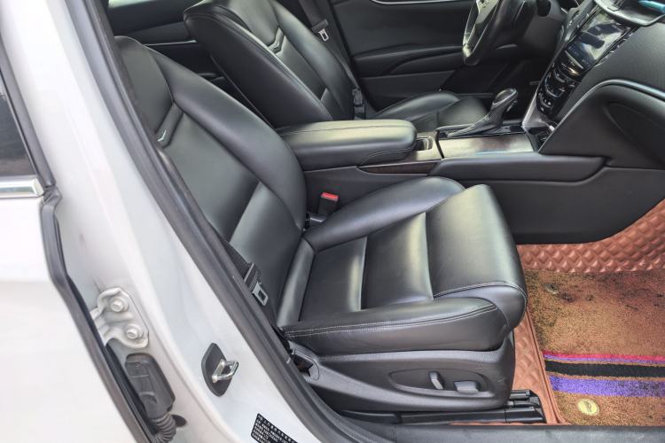 Used Cadillac XTS 2018 28T Tech Edition Right Front Seat