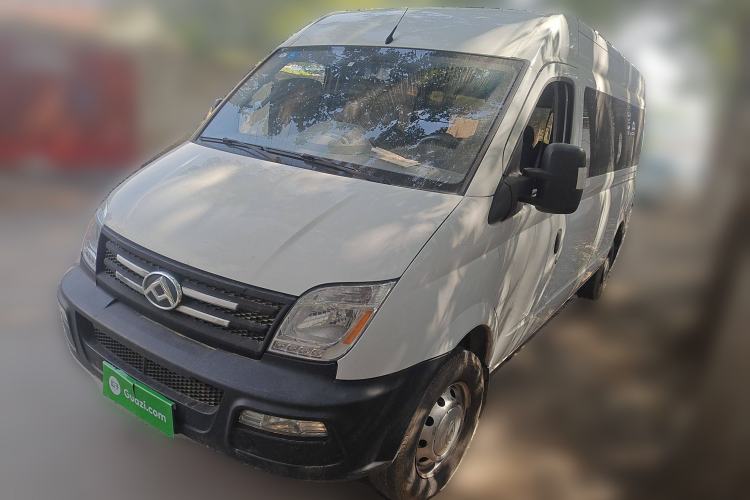 Used SAIC MAXUS Xintu V80 2019 2.5T Classic Model AMT Aoyuntong Long Wheelbase Mid-Roof 7-Seater