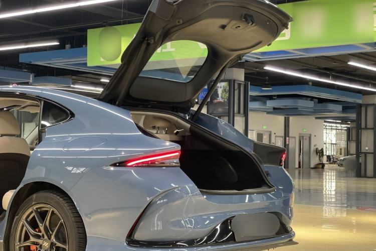 Used IM L6 2024 Max Standard Edition Exterior 10