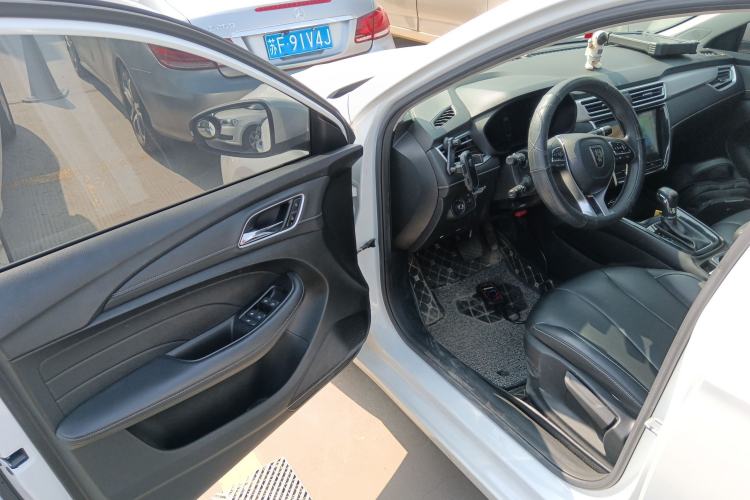 Used Roewe i5 2020 1.5L Automatic 4G Connect Luxury Flagship Edition