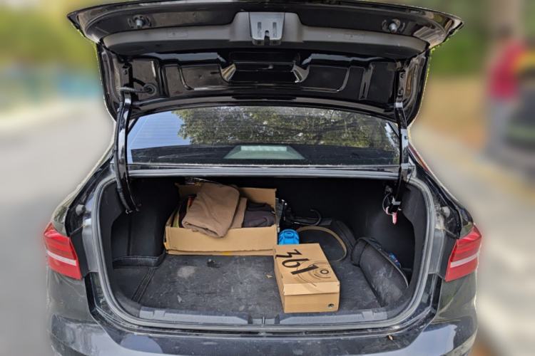 Used Volkswagen Lavida 2019 1.5L Automatic Fashion Edition China VI Trunk