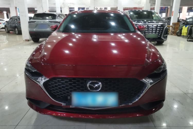 Used Mazda Mazda 3 Axela 2025 Model, 1.5L Manual, Quality Beauty Edition