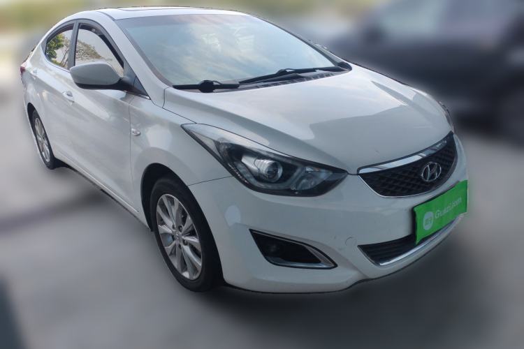 Used Hyundai Elantra (5th Generation / Langdong) 2016 1.6L Automatic Smart Version
